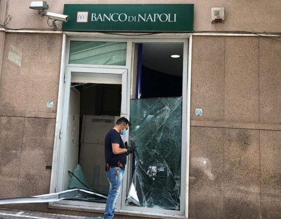Caivano, continua l'attacco alle banche: assaltato il ...
