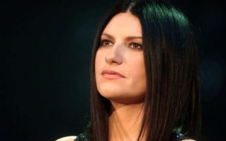 Festival di Sanremo, Laura Pausini la superospite della seconda serata 8 Laura Pausini 1