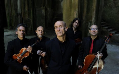 Napoli, Trianon Viviani: Renato Carosone secondo Peppe Servillo & Solis string quartet 3 Peppe Servillo e Solis string quartet foto RicPic