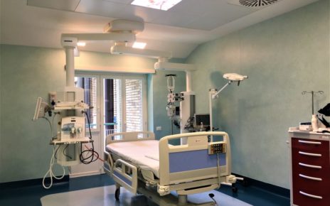 Campania, l'affondo della consigliera Muscarà: "Quattro mesi per una tac, la finta riapertura degli ambulatori" 5 Terapia Intensiva isolamento 1024x768 1