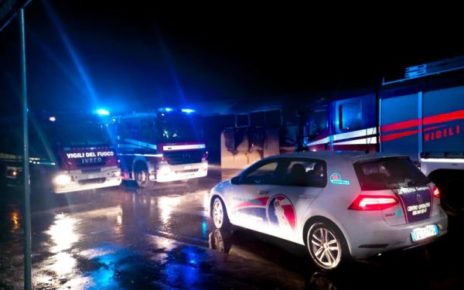 Acerra. vasto incendio nell'azienda produttrice di aglio 4 aglio