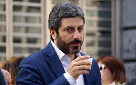 Elezione Presidente della Repubblica, Fico: "Necessario un profilo di alta moralità, aderente alla Costituzione e ai valori e principi forti che rappresentano il nostro paese" 4 roberto fico movimento partito democratico lega 1