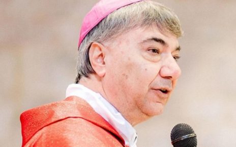 Napoli, il monito di monsignor Battaglia: "Non diamo alla Pandemia colpe che non ha" 5 2021 monsignor battaglia