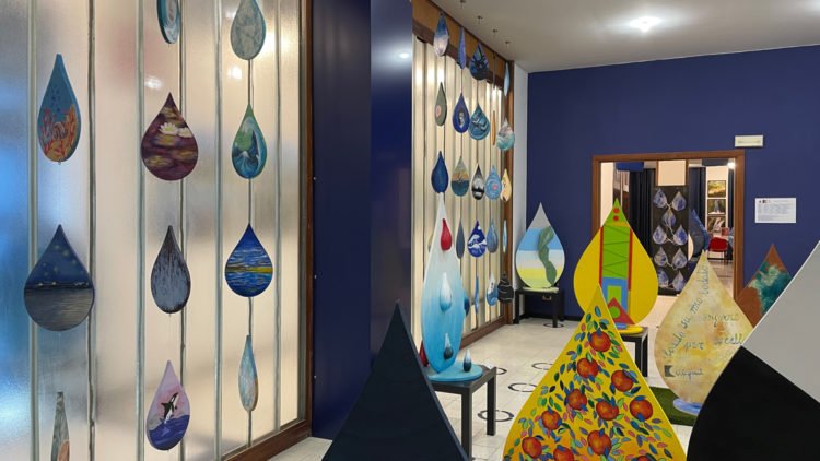 “Le Figlie dell’Acqua”, nella Giornata Mondiale dedicata al bene più prezioso gli studenti degli Istituti d’Arte celebrano l’acqua con Terre di Campania 4 IMG 04290333