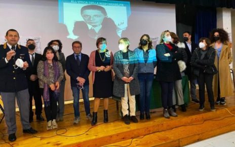 Cicciano, Giovanni Palatucci "Il Questore Giusto": incontro all'Istituto Enrico Medi 3 IMG 20220315 194044