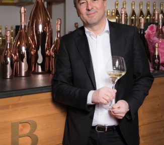 Ucraina, Bottega (re del prosecco): "Trovato alloggio a 37 profughi" 6 SANDRO BOTTEGA