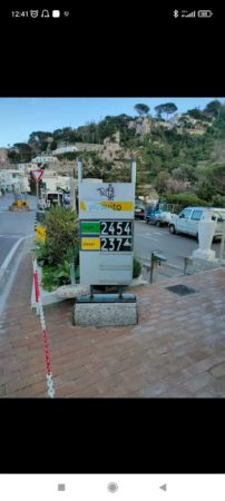 caro benzina capri