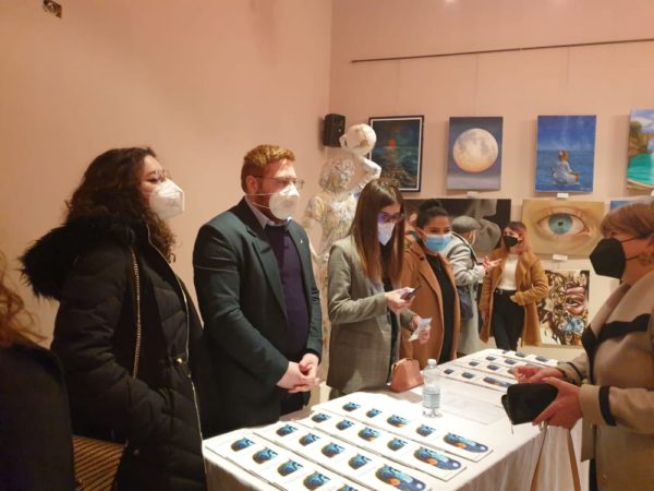 Palma Campania, "Il tempo delle fave": presentato al Teatro Comunale il libro di poesie di Luigi De Luca 3 fave3