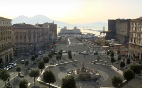 Piazza Municipio Napoli