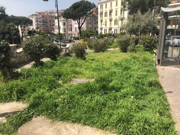 Vomero via Aniello Falcone giardini Nino Taranto
