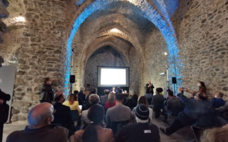 Amalfi pronta a gestire il turismo e non più a subirlo. Stop immediato alla sosta dei bus turistici in città 4 amalfi presentazione piano sviluppo turistico 01