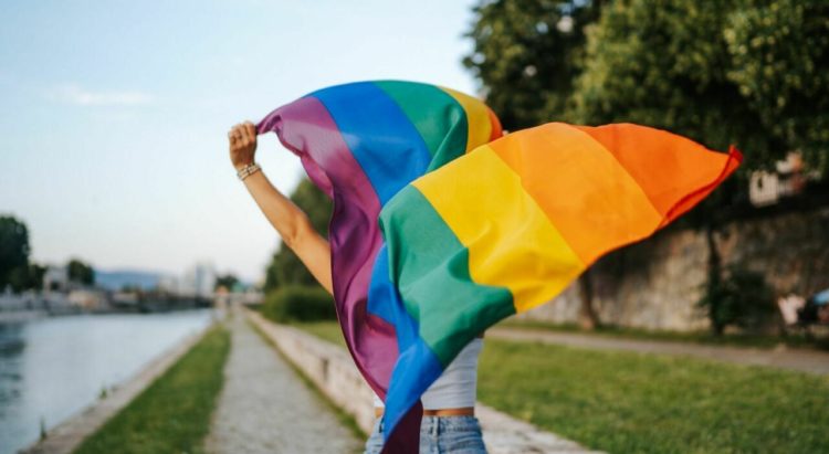 bandiera arcobaleno LGBT