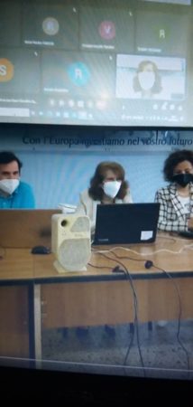 Crotone, iniziativa con suor Carolina Iavazzo all’IC “Vittorio Alfieri” per il progetto “I colori della legalità” 4 20220520 204451