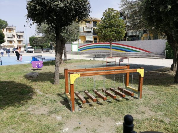 Mariglianella, riqualificata area “Giardini di Marzo” con giostrine per i bambini 4 4. Area Attrezzata di Via Napoli a Mariglianella Mggio 2022