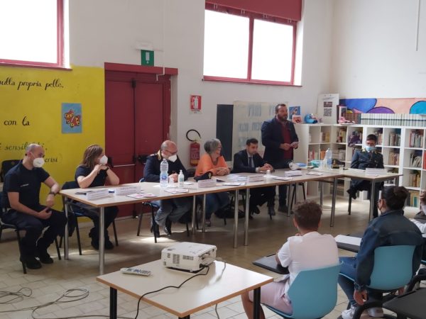 @scuolasenzabulli allistituto Palasciano