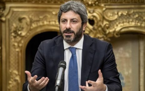Napoli, PNNR. Fico: "Per il Sud opportunità per favorire l'autonomia energetica" 4 fico1