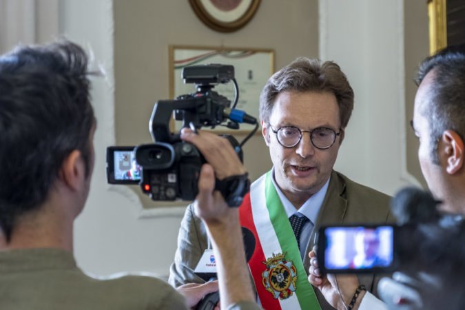 Nola, Proclamato sindaco Carlo Buonauro: “Emozione fortissima, responsabilità enorme: Nola deve recuperare il tempo perduto” 3 3 4