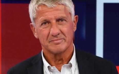 Guardia Sanframondi, Il Premio Nazionale "Alfredo Pigna – Terra di Falanghina" sarà assegnato a Jacopo Volpi 3 JacopoVolpi2CvoltonotodelgiornalismotelevisivoRai.AttualmenteconducelaDomenicasportiva
