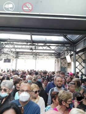Napoli, Cumana: risse e assembramenti nella Stazione di Montesanto 1 cumana 1