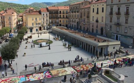 Vallo della Lucania, assessore Molinaro: “Sono e resto del Movimento 5 stelle” 4 infiorata vallo