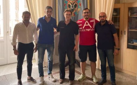 Calcio Serie D - il Nola giocherà ancora allo Sporting Club: decisivo l'incontro con sindaco e concessionari 5 53ff1255 9771 863c e55c 5294539f64c2