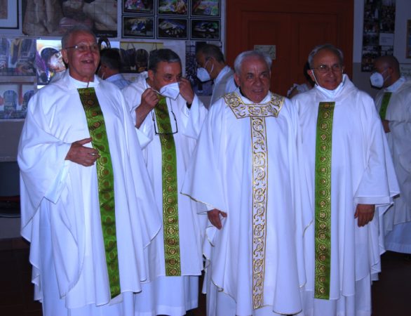 Copia di 50°Anniversario di Sacerdozio di Don Andrea 8 Luglio 2022 020