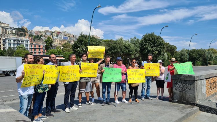 Stop alla plastica 16