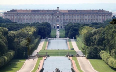 Visitare Reggia di Caserta visit campania