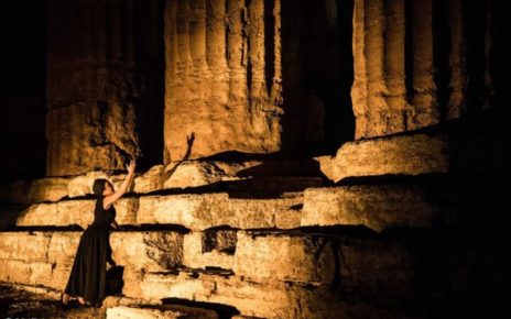 Capaccio Paestum, nel Tempio di Nettuno si alzano i veli su Medea di Sarah Falanga 3 medea