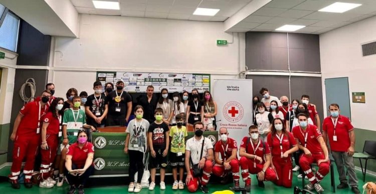 Foto gruppo Croce Rossa