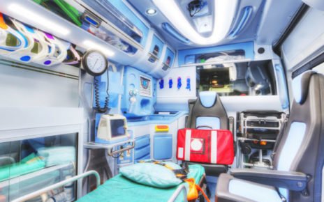 Campania, Cammarano: “Ambulanza rianimativa soppressa ad Agropoli” 4 interno ambulanza