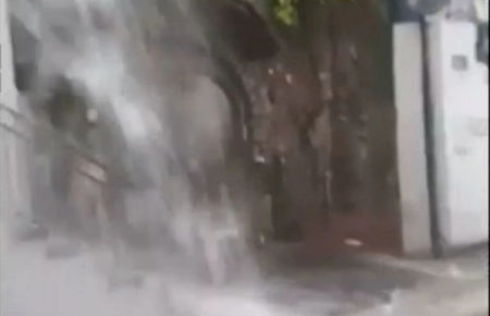 Maltempo, forti temporali e bombe d'acqua su Campania e Sicilia: a Capri pioggia torrenziale 3 1665656138558 maltempo capri tgr campania