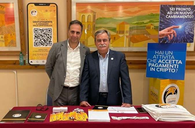 Foto Presidente Crypto per Tutti Salvatore Caliendo e Aldo Nicoletta