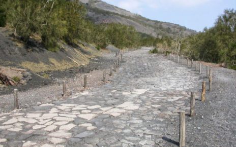 06 sentiero la strada matrone parco nazionale del vesuvio