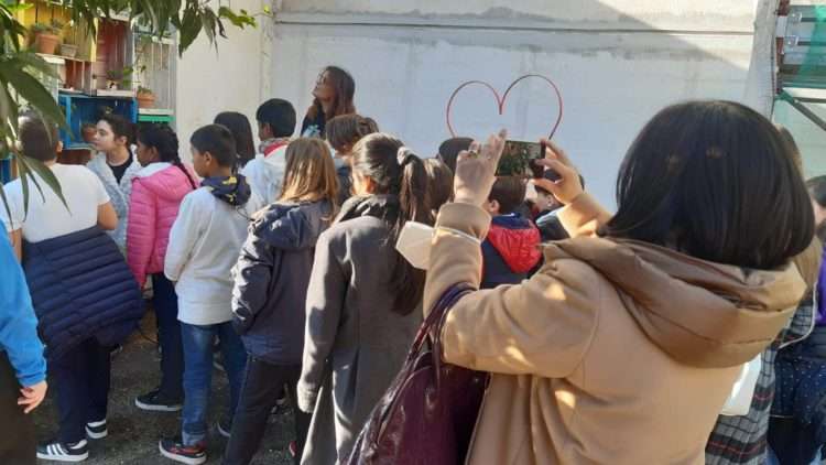 Palma Campania, una mattinata all’Orto Sociale: gli alunni della “A. De Curtis” a lezione di agricoltura 10 316269274 512290734280463 4708234988809296215 n