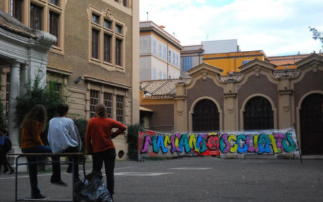 Roma, Liceo Mamiani: antifascismo fa rima con vandalismo 3 Mamiani occupato