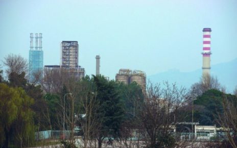 Acerra, lavoratori ex MonteFibre. Auriemma (M5S): "Vivono da anni un’odissea a seguito della dismissione dell’impianto e dalla lunga esposizione all'amianto" 3 Montefibre di Acerra fine di una storia