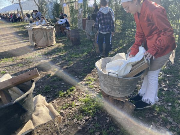 Somma Vesuviana, al Castello di Lucrezia D’Alagno i Re Magi arrivano a cavallo 4 035