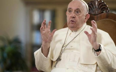 Vaticano, intervista a Papa Francesco: "Essere omosessuali non è un crimine. Ingiuste le leggi che criminalizzano l'omosessualità" 3 b455f57e 9c8c 11ed 98d0 d76eb160bd17