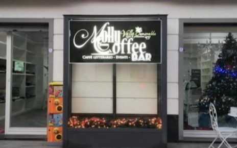 Marigliano, rubato il distributore di palline con sorpresa dal Molly Coffee Bar 3 coffii