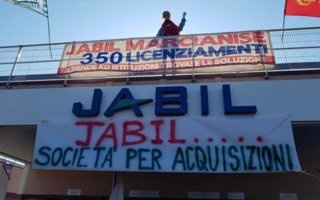 Marcianise, sospese per un mese le procedure di licenziamento dei 190 dipendenti Jabil 5 jabil marcianise sciopero