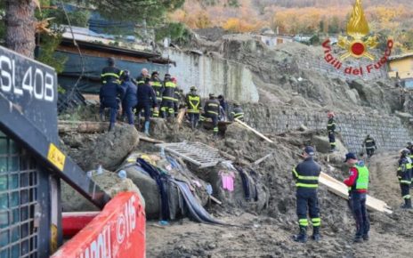 Due mesi fa la frana di Ischia, i geologi nelle scuole di Casamicciola per promuovere l’Educazione Ambientale 4 vigili del fuoco ischia