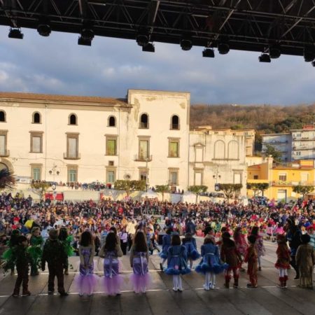 Carnevale Palmese 2023, l'entusiasmo e la creatività degli alunni dell'I.C "V. Russo" e "A. De Curtis" 12 329200183 583360487047011 4760879847605595981 n