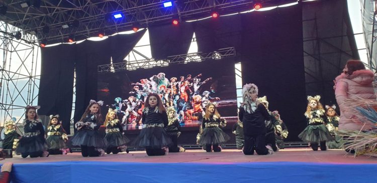 Carnevale Palmese 2023, l'entusiasmo e la creatività degli alunni dell'I.C "V. Russo" e "A. De Curtis" 11 332367715 208721211711299 8051623934597236224 n