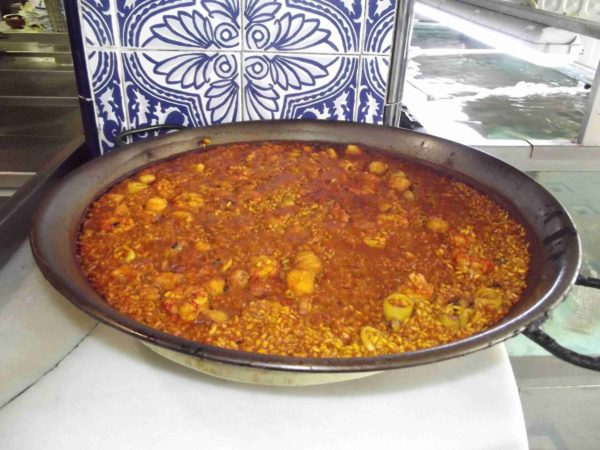 Valencia: la destinazione perfetta in ogni periodo dell’anno 6 La Paella valenciana