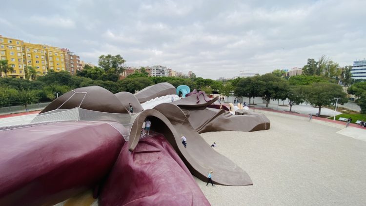 Valencia: la destinazione perfetta in ogni periodo dell’anno 3 il gigante Gulliver