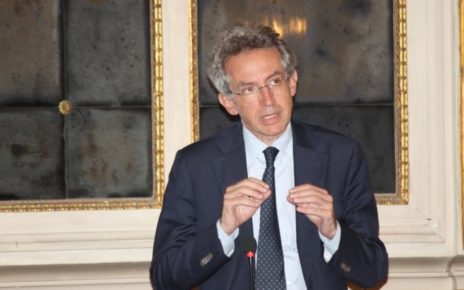 Napoli-Eintracht, Manfredi: "Inaccettabile ciò che è successo, la città è stata oggetto di violenze di poche persone che mettono a rischio l'incolumità dei cittadini" 7 4007731 governo manfredi a nova rischiamo di accumulare ritardi sul pnrr che non ci possiamo permettere