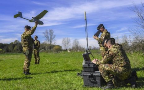 Campania, roghi nella Terra dei Fuochi: arriva l'aereo a pilotaggio remoto per mappare le aree a rischio 5 Check list pre lancio scaled 1