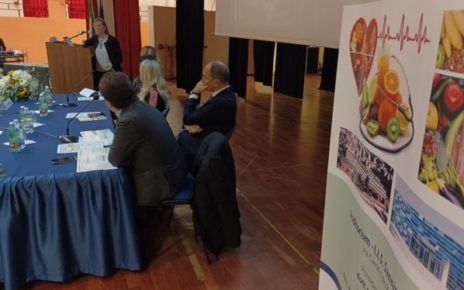 Napoli, Obesità e anoressia: facce della stessa medaglia che vanno combattuti anche grazie alla scuola 2 Nutrizione e salute