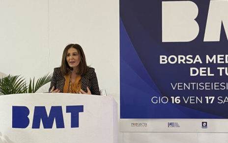 Napoli, Santanché all'inaugurazione della BMT: "Le fiere portano turismo di qualità, è molto importante" 4 Schermata 2023 03 16 alle 13.34.35